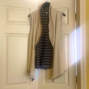 Matilda Jane layering vest. Medium.